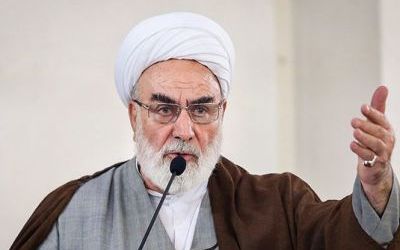 رئيس مكتب المرشد الإيراني: أموال وممتلكات أسرة الشاه لدى خامنئي منذ سقوط النظام السابق