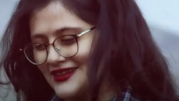 والدة مهسا أميني: البنت في إيران لا ينقصها "يوم عالمي".. بل تحتاج إلى الأمان