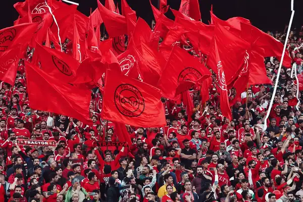 درخواست تراکتور از فدارسیون فوتبال برای حضور تماشاگران در بازی با پرسپولیس