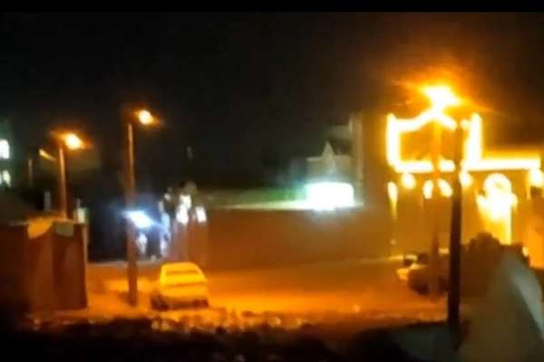 أوقع قتيلًا و3 جرحى.. اشتباك مسلح في "زاهدان" بجنوب شرق إيران