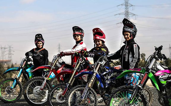 فدراسیون موتورسواری: صدور گواهینامه برای زنان هیچگونه ضرری ندارد