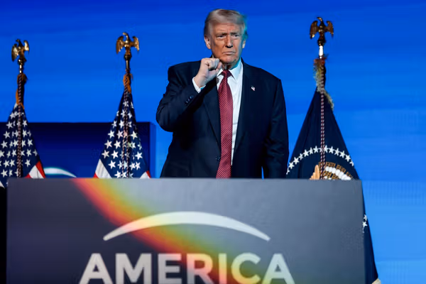 ترامپ: مهاجرت از همه کشورهای جهان سوم به آمریکا را بهطور دائم متوقف میکنم