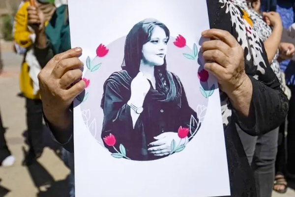 في ذكرى "مهسا أميني" الثانية.. إضرابات في كردستان وتضامن عالمي ورسالة أميركية