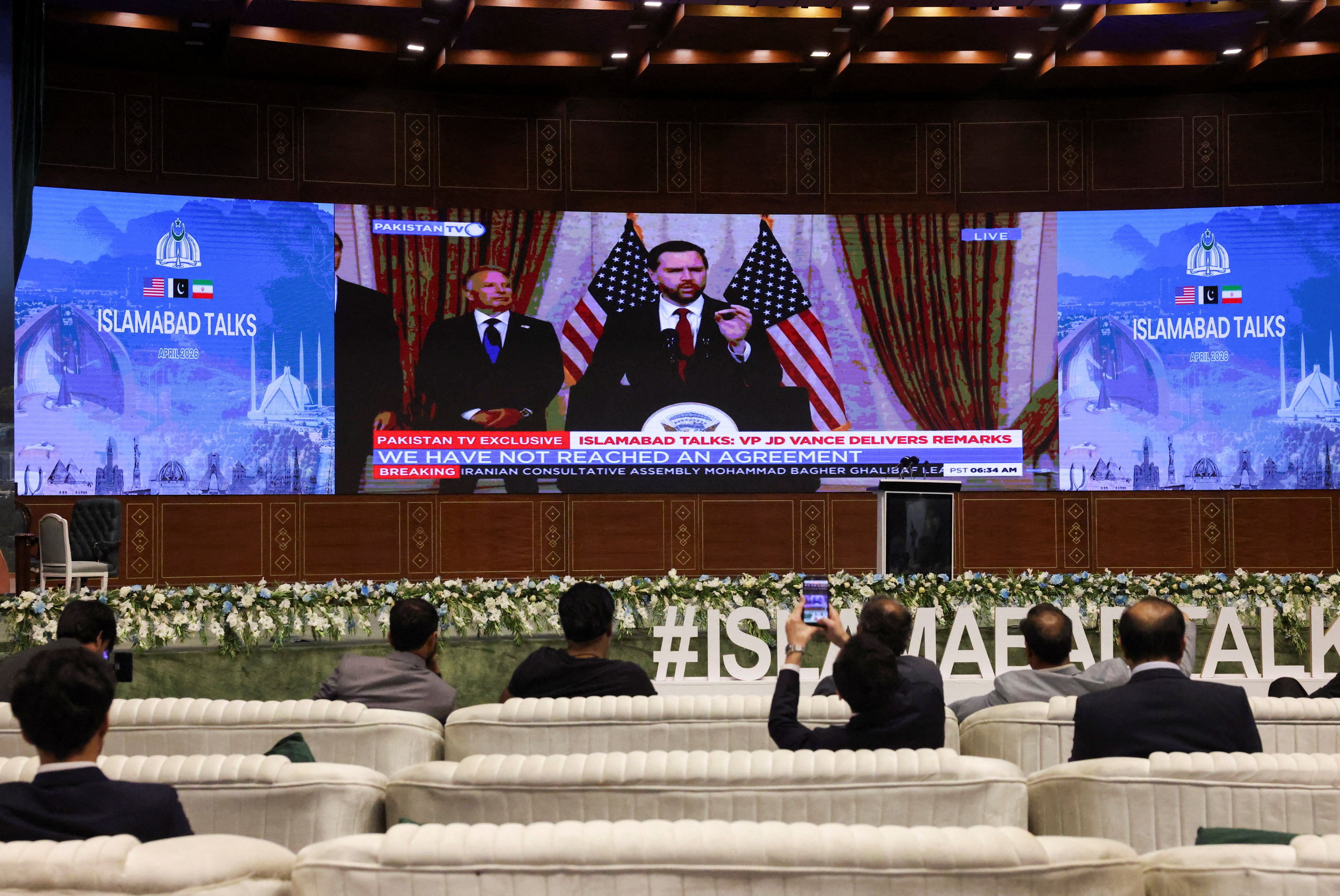 بن&zwnj;بست در مذاکرات اسلام&zwnj;آباد؛ بقایی از اختلاف نظر بر سر &laquo;دو، سه موضوع مهم&raquo; خبر داد