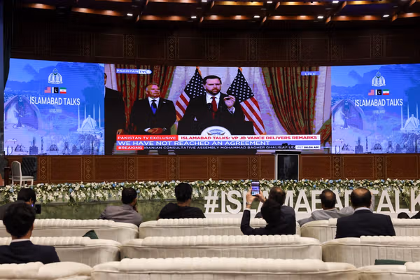 معاریو: احیای مذاکرات منوط به تغییری ملموس در مواضع جمهوری اسلامی است