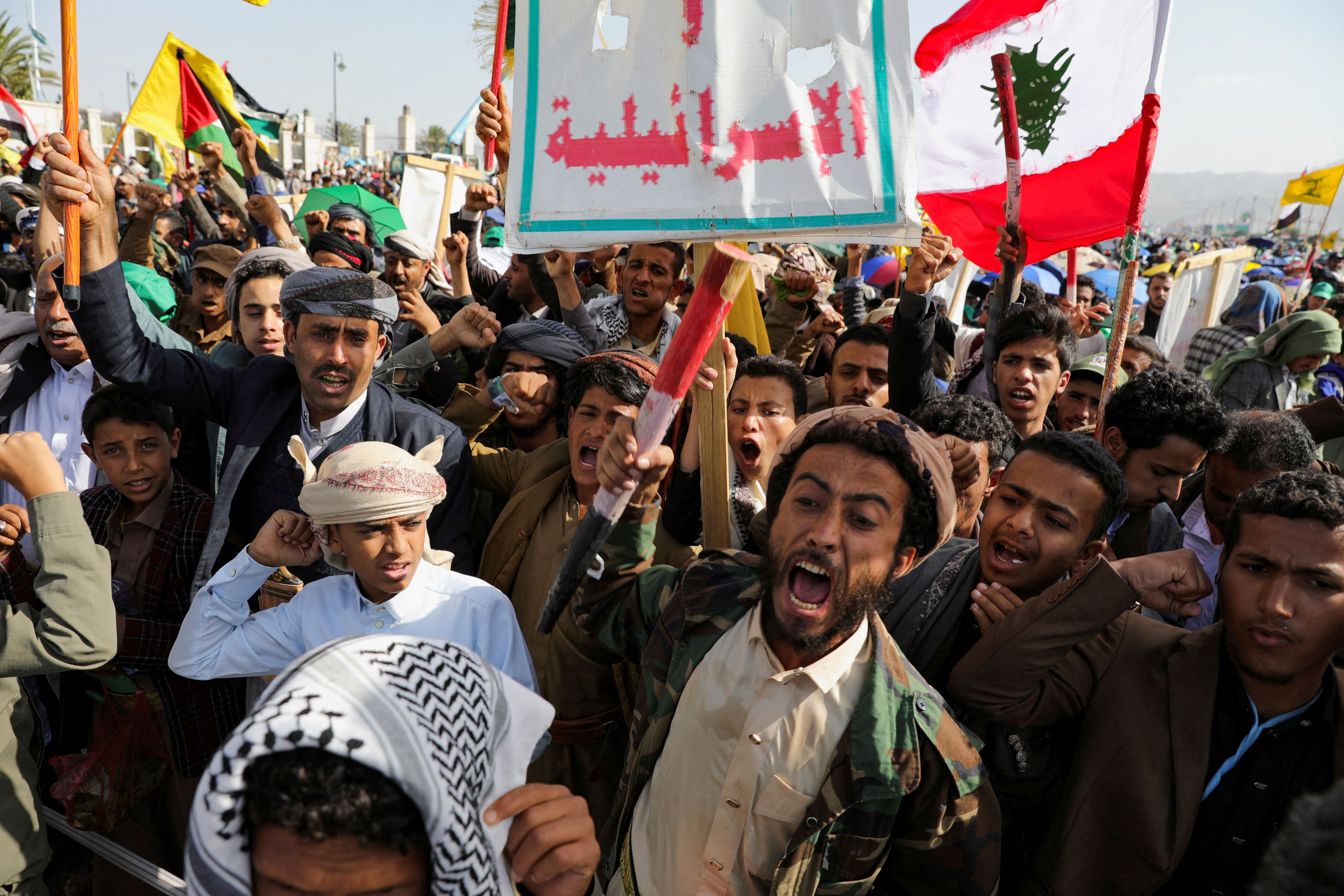 تظاهرات حوثی‌های یمن در حمایت از فلسطین و حزب‌الله، صنعا، ششم مهر