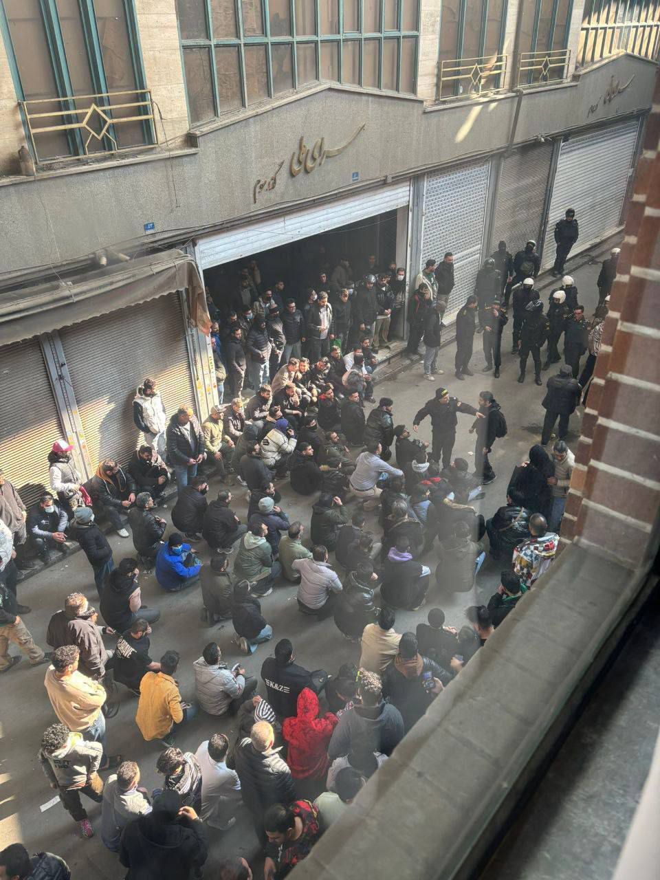 استراتژیست بازارهای جهانی: فروپاشی اقتصاد برای حکومت ایران خطری جدی‌تر از مداخله نظامی است