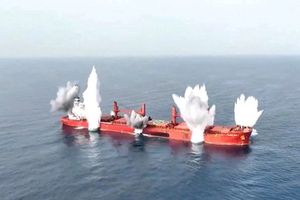 دیدهبان حقوق بشر: حملات اخیر حوثیها به دو کشتی باری «جنایت جنگی» است