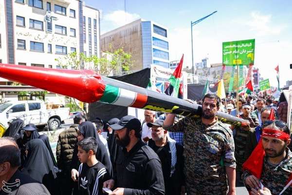 متابعو "إيران إنترناشيونال": النظام الإيراني يستغل "يوم القدس" للتستر على إخفاقاته
