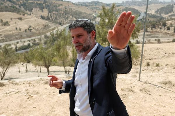 "واي نت": اقتراحات في إسرائيل بإعدام اليهود المتهمين بالتجسس لصالح إيران