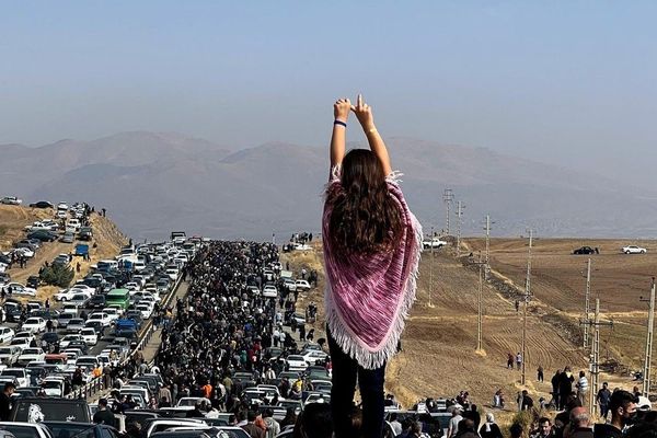 "أربعينية" مهسا أميني.. المظاهرات تجتاح المحافظات الإيرانية ومواجهات بين الأمن والمحتجين