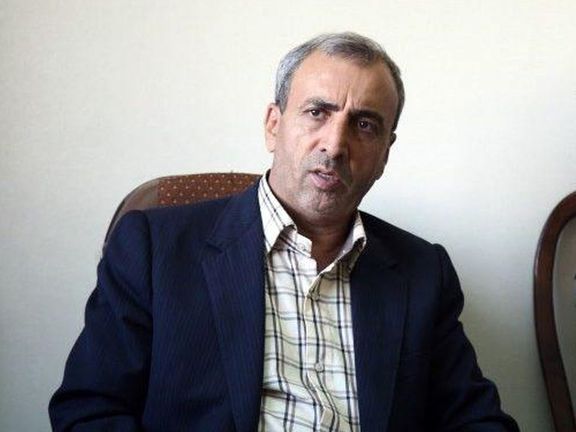 فعال سیاسی اصلاحطلب: فرزندان مسئولان حق دارند خارج بروند اما بدون استفاده از بیتالمال