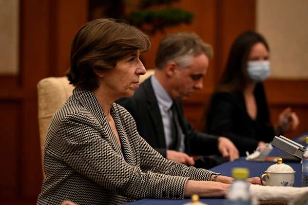 French And Iranian Top Diplomats Hold Rare Meeting In Beijing