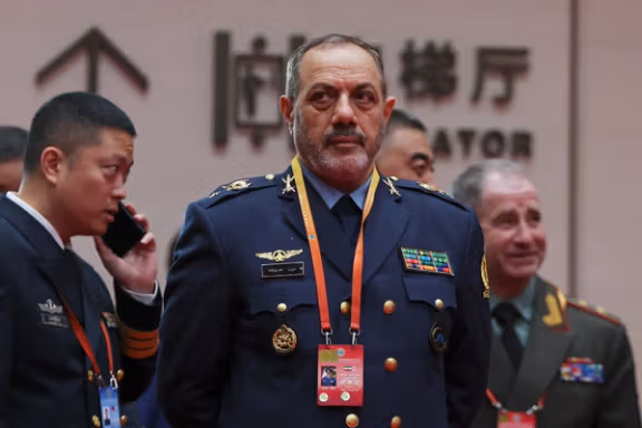 وزیر دفاع با همتایان چینی و روسی در نشستی در چین شرکت کرد