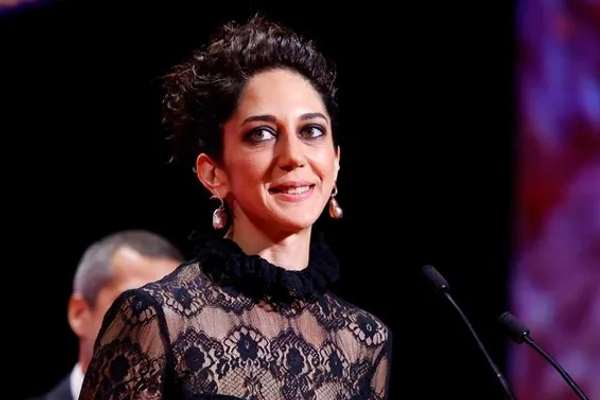 Actress Who Won At Cannes Says Her Heart Is With People Of Iran