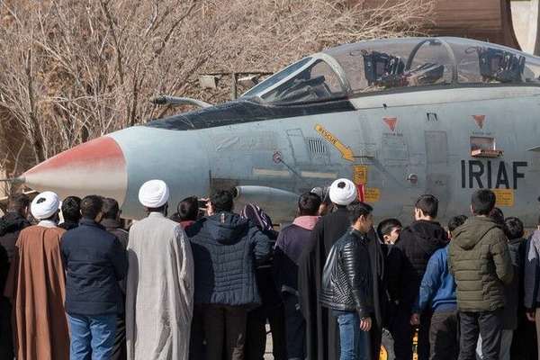 ماذا تعرف عن قاعدة "هشتم شكاري" المستهدفة في أصفهان بإيران؟