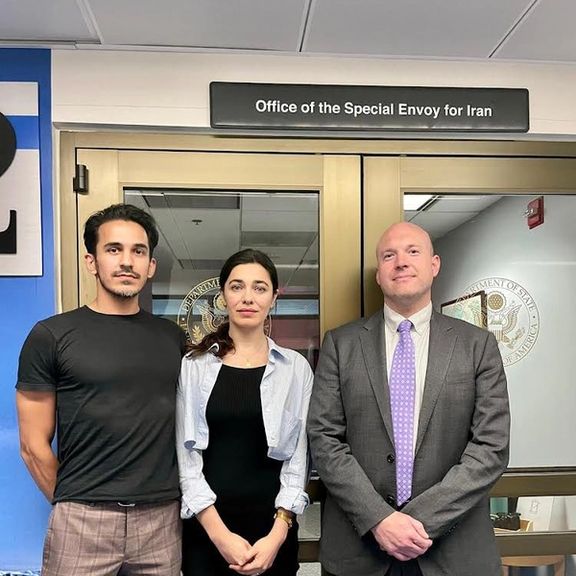 نماینده ویژه آمریکا در امور ایران با خانواده جمشید شارمهد دیدار کرد