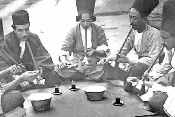 إيران صاحبة الرقم القياسي العالمي في استهلاك الأفيون