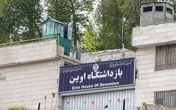 با وجود زخمی شدن زنان، سازمان زندانها ضرب و شتم در اوین را تکذیب کرد