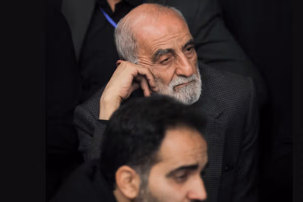 نماینده خامنهای در روزنامه کیهان: کشف حجاب کنندگان در مقابل ملت ایران اقلیتی ناچیزند