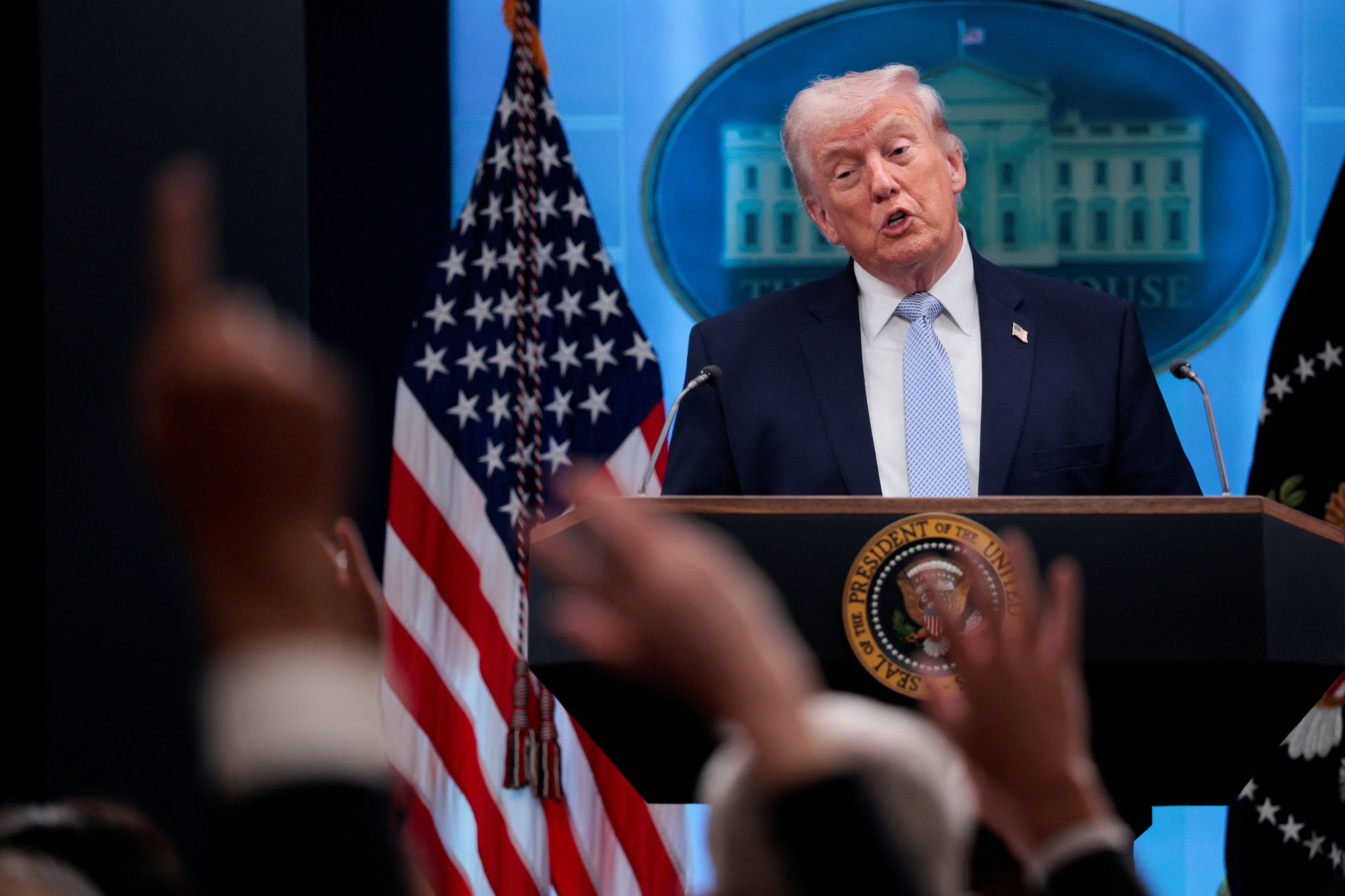 ترامپ گزارش سی‌ان‌ان از بیانیه شورای عالی امنیت ملی جمهوری اسلامی را «جعلی» خواند