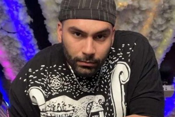 انتشار دعوات التظاهر في إيران بالتزامن مع دفن الشاب المحتج محسن شكاري بعد إعدامه