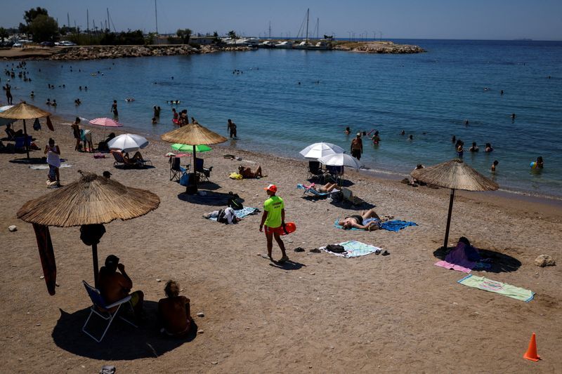 دست‌کم ۲۳۰۰ نفر به‌دنبال تغییرات اقلیمی و موج گرما در اروپا جان باختند