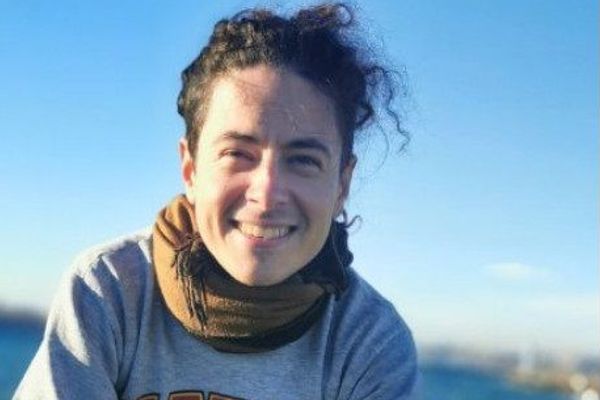 السجين الفرنسي في إيران أوليفييه غروندو: أنا ضحية "ابتزاز سياسي" بين طهران وباريس