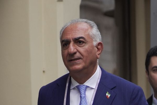 شاهزاده رضا پهلوی خطاب به مردم: در آیینهای یادبود و گرامیداشت جاویدنامان شرکت کنید