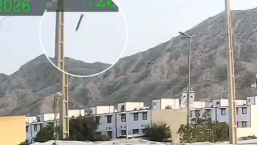 سنتکام گزارش‌های رسانه‌ای را درباره هدف قرار دادن منطقه غیرنظامی در لامرد رد کرد