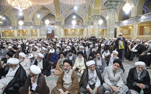 انجمن اساتید انقلابی سطوح عالی حوزه علمیه قم خواستار رسیدگی به فضای مجازی و سلبریتیها شد