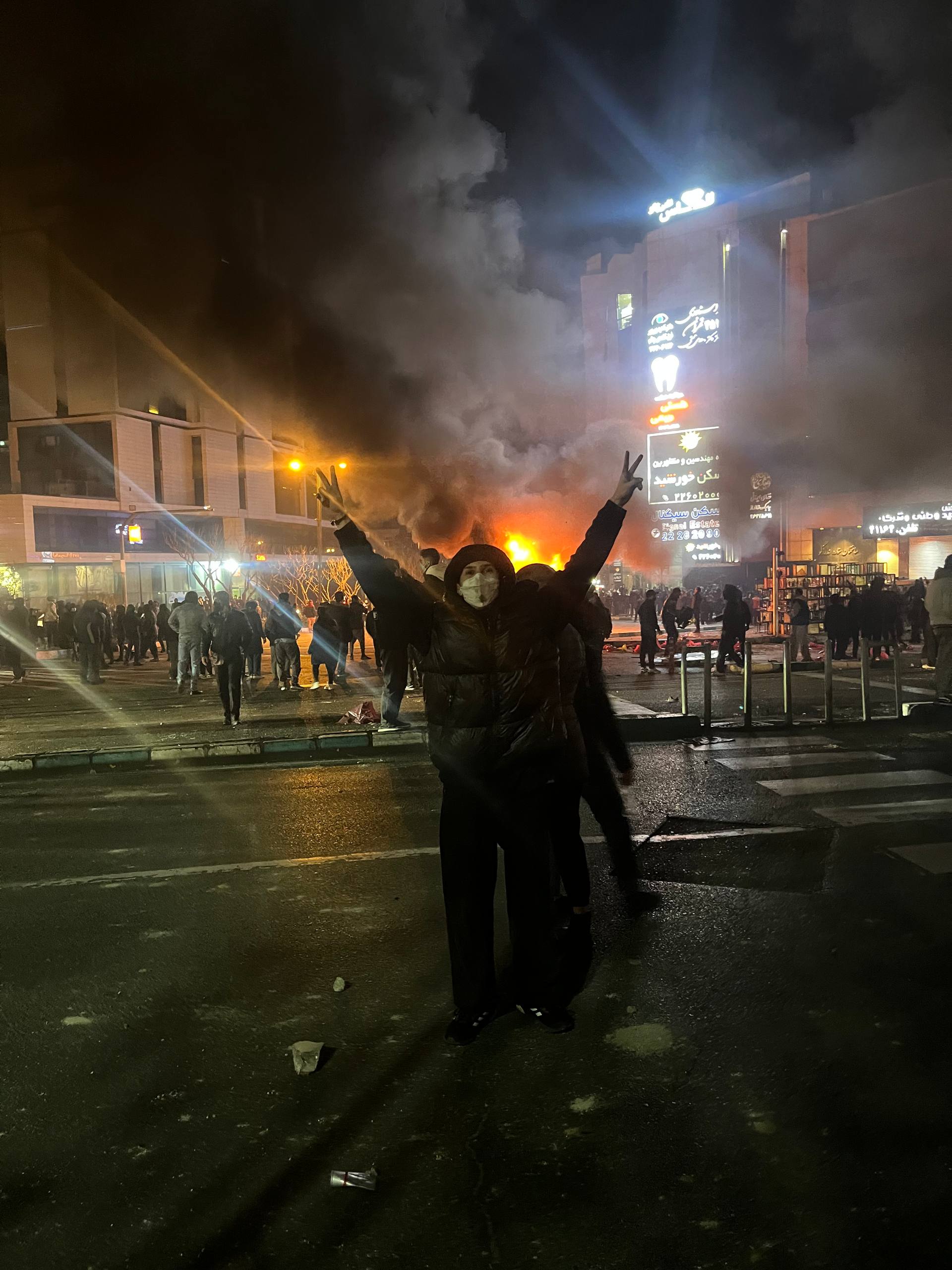 وزير أيرلندي سابق يطالب بسحب سفير بلاده من إيران ومحاكمة نظامها دوليًا