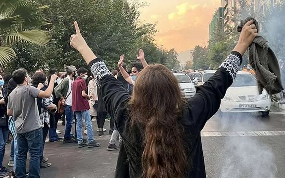 سازمان حقوق بشر ایران از افزایش تعداد کشتهشدگان اعتراضات سراسری به دستکم ۲۰۱ نفر خبر داد