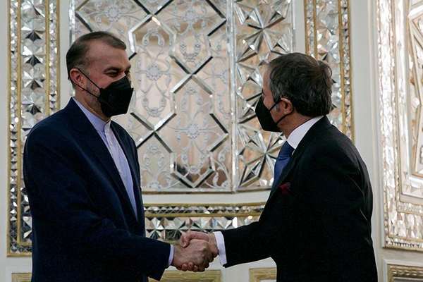 UN Nuclear Chief Ends Iran Trip With Questions Left Hanging