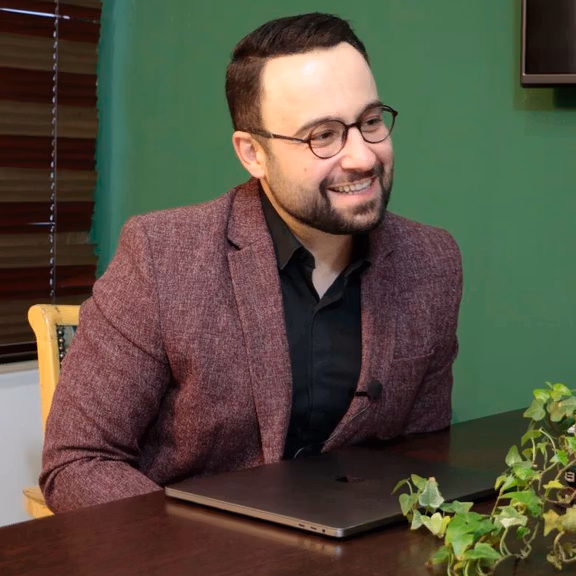 فعال اصلاحطلب در رسانه حکومتی: مردم از گشتهای امنیتی حس امنیت میگیرند