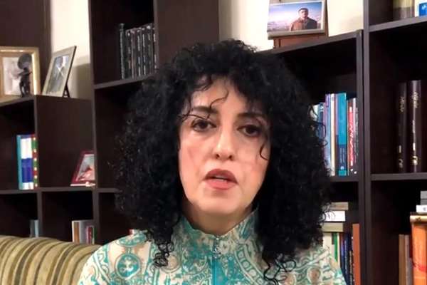 بنیاد نرگس: وضعیت جسمانی نرگس محمدی در هفتمین روز بستری در سیسییو ناپایدار است