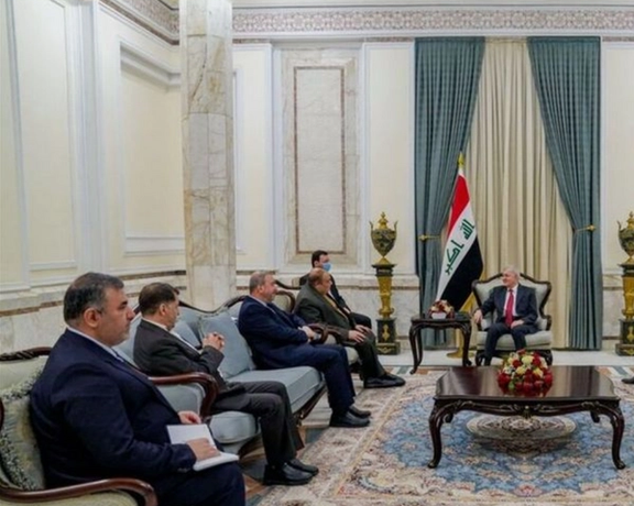 خاص لـ"إيران إنترناشيونال": تشدد البنك التجاري العراقي مع طلبات إيران بشأن الأموال المجمدة