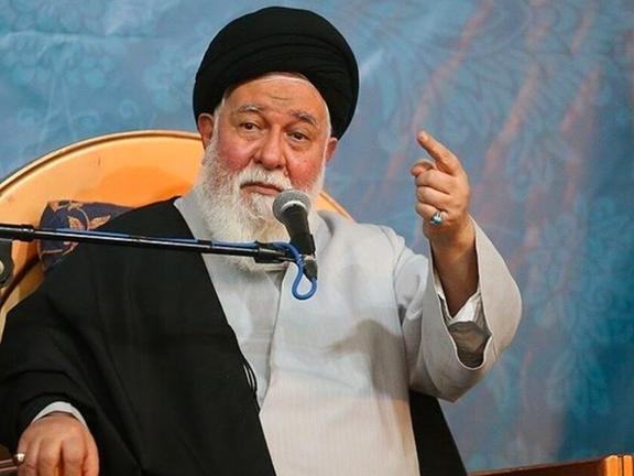 نماینده خامنهای در خراسان رضوی: گفتم باید تولیت موقوفه گوهرشاد را مادامالعمر به من بدهید