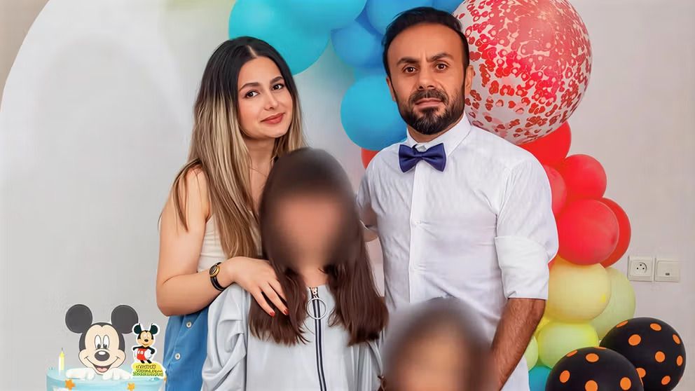 Mojtaba Tarshiz, a former player for Tractor S.C., was killed after being shot by Islamic Republic security forces during the Iranian national uprising against the Islamic Republic.