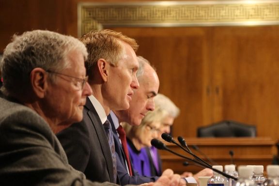 Republican Senator James Lankford (C) in the Senate