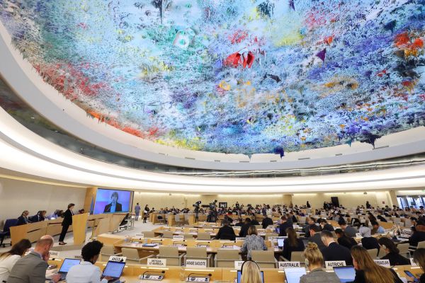 54 دولة تطالب بـ"تعليق فوري" لإصدار وتنفيذ حكم الإعدام بإيران في اجتماع مجلس حقوق الإنسان