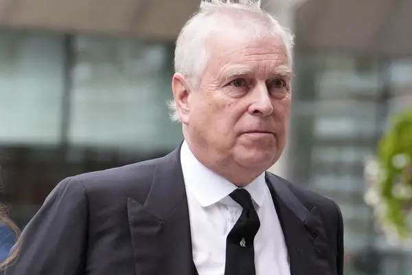 برادر پادشاه بریتانیا به ظن ارتباط با پرونده جفری اپستین بازداشت شد