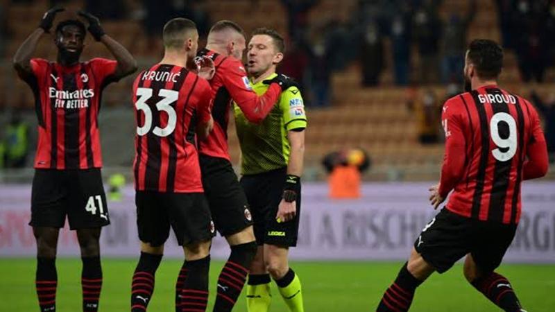 داوری که با مورینیو درگیر شد، از سری آ ایتالیا اخراج شد