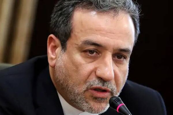 عراقجي لنظيره الهولندي: إيران تفضل المفاوضات غير المباشرة.. وسترد "بسرعة" على أي اعتداء