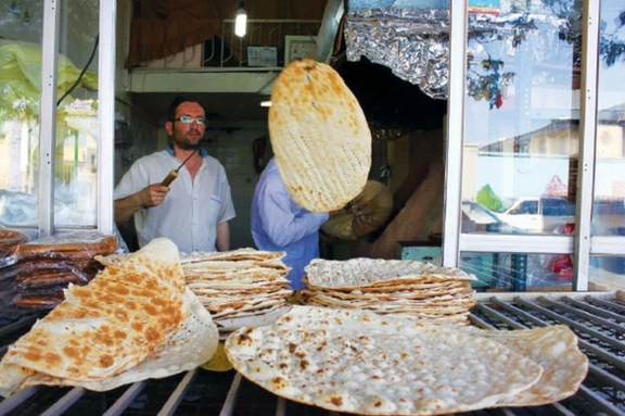رییس اتاق اصناف تهران، از ابلاغ رسمی افزایش قیمت نان خبر داد