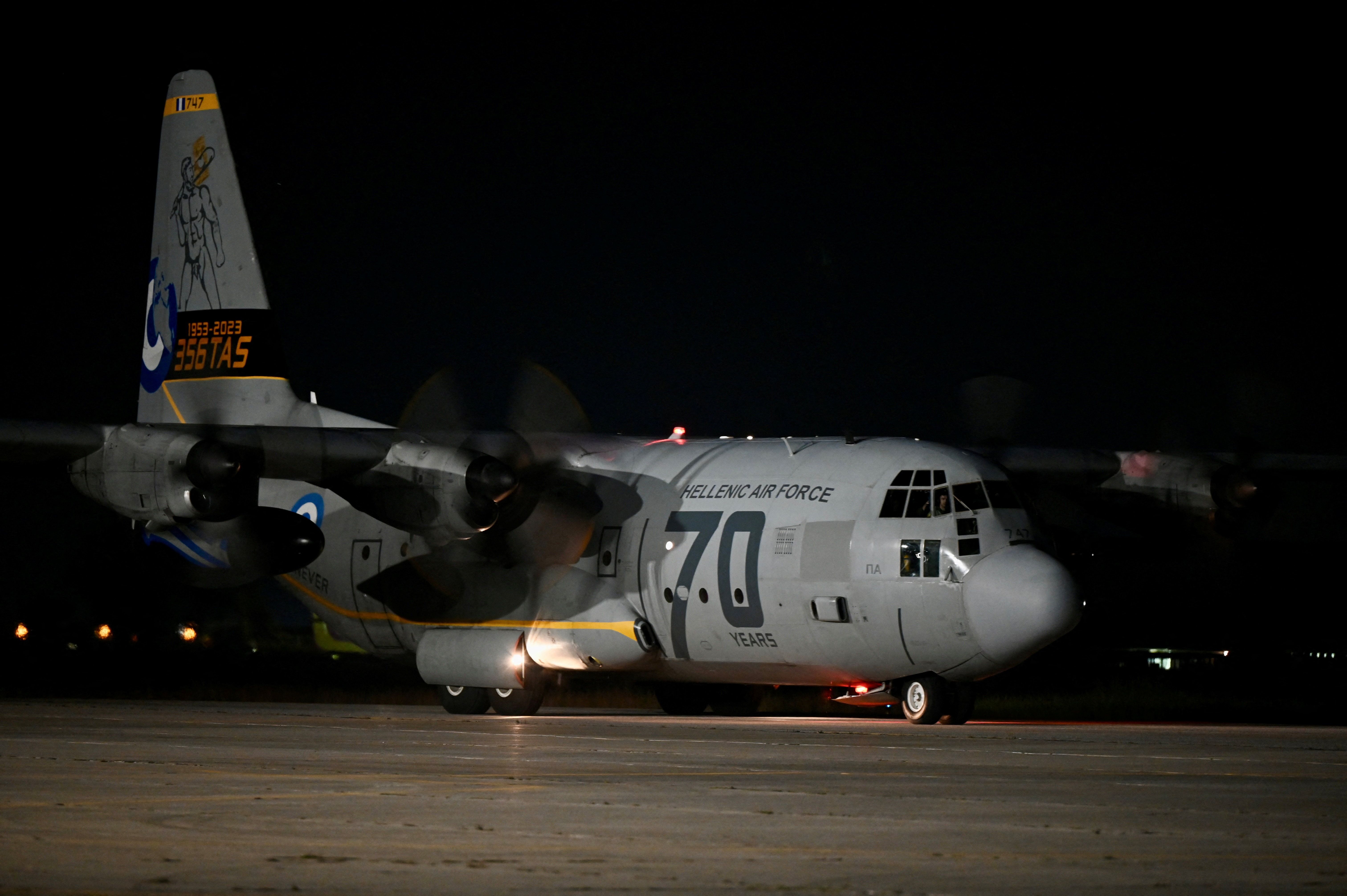 رویترز: جنگ با حکومت ایران، ارسال کمک به غزه و سودان را به تاخیر انداخت