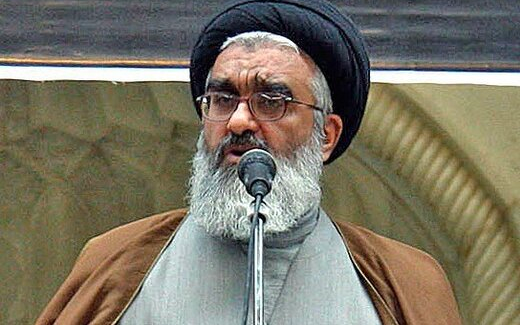 نماینده خامنهای در قم: انقلاب اسلامی جلوی فساد و افساد زنان را گرفت