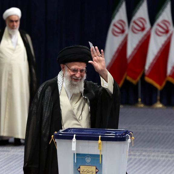 علی خامنهای: دوام و قوام و آبروی جمهوری اسلامی متوقف به حضور مردم در انتخابات است