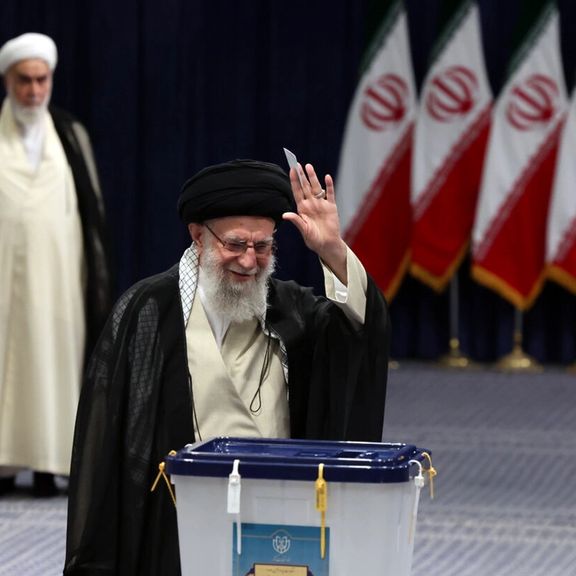 خامنئي: استمرار نظام الجمهورية الإسلامية وكرامته يعتمد على حضور الشعب في هذه الانتخابات