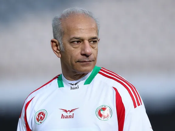 محمد خاکپور: خراب، آن کس که آبادت نخواهد ای وطن